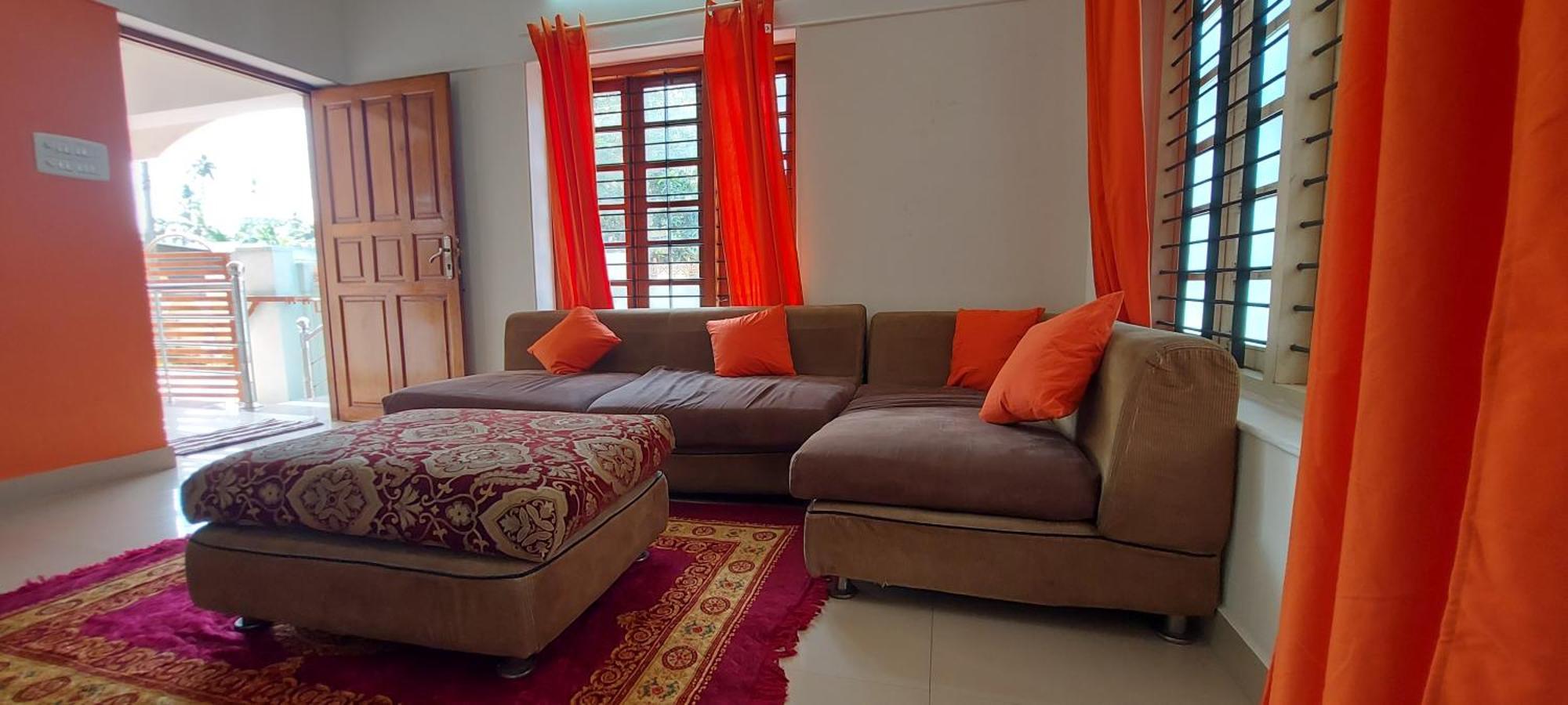 Orange Valley Homestay Thiruvananthapuram ภายนอก รูปภาพ