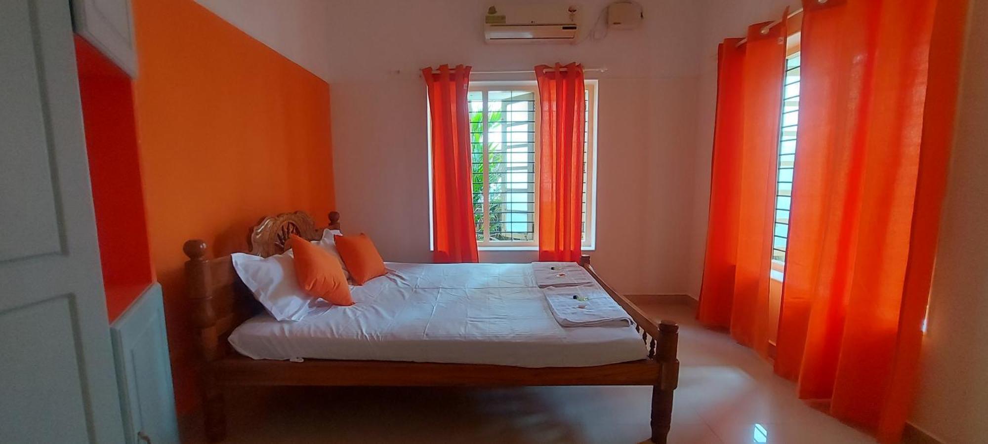 Orange Valley Homestay Thiruvananthapuram ภายนอก รูปภาพ